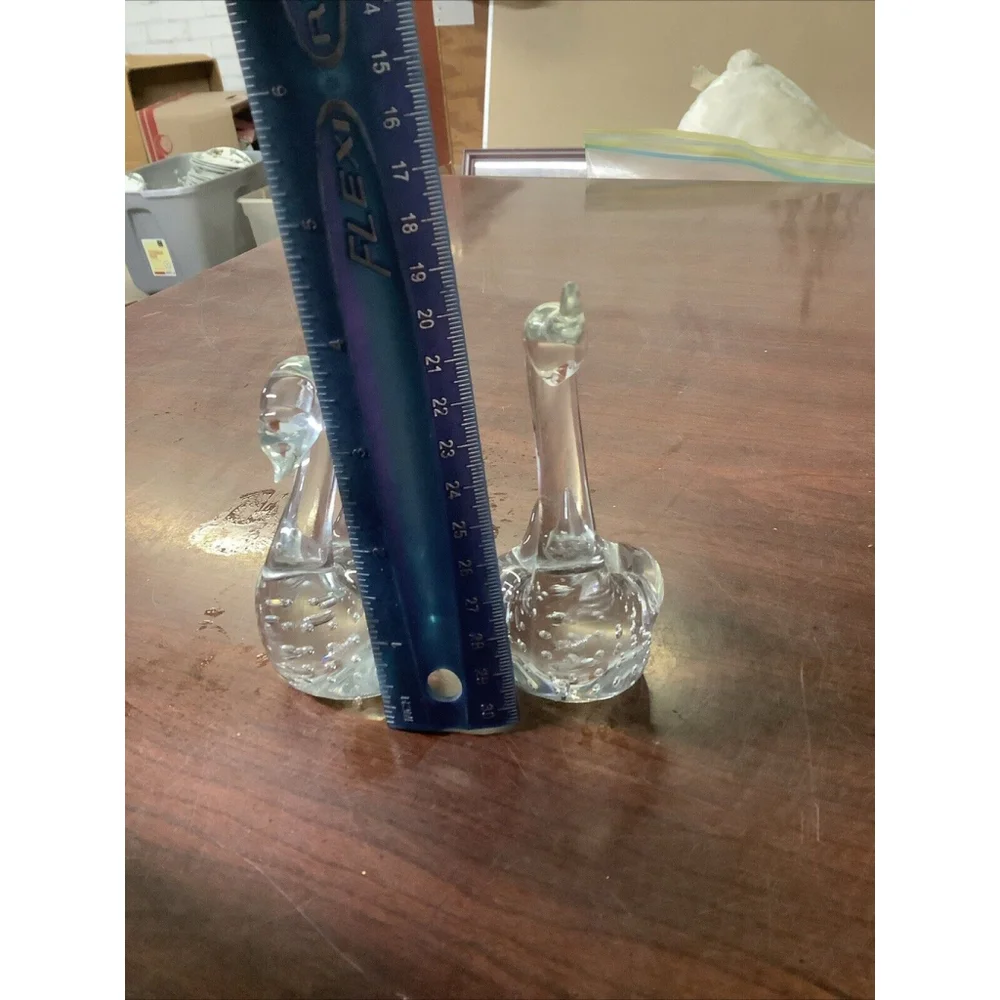 Hand Blown Clear Art Glass Swan Bird Figurine Paperweight Controlled Bubbles